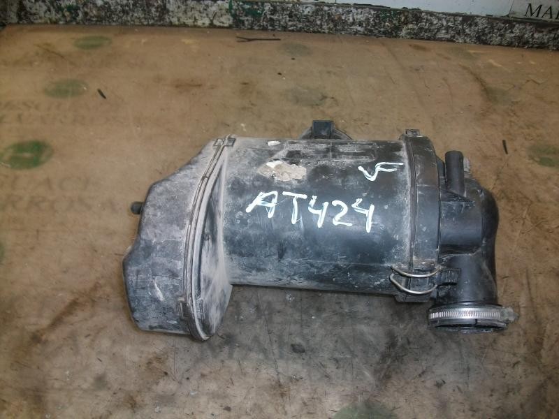 Recambio de filtro aire para peugeot 306 berlina 3/5 puertas (s1) 1.6 referencia OEM IAM   