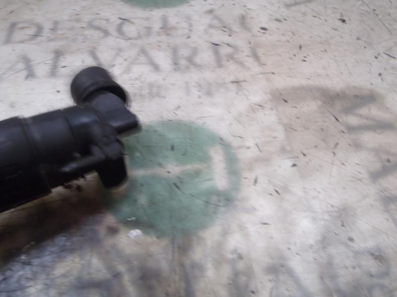 Recambio de bomba limpia para peugeot expert kombi confort acristaldo (5 asientos) referencia OEM IAM   