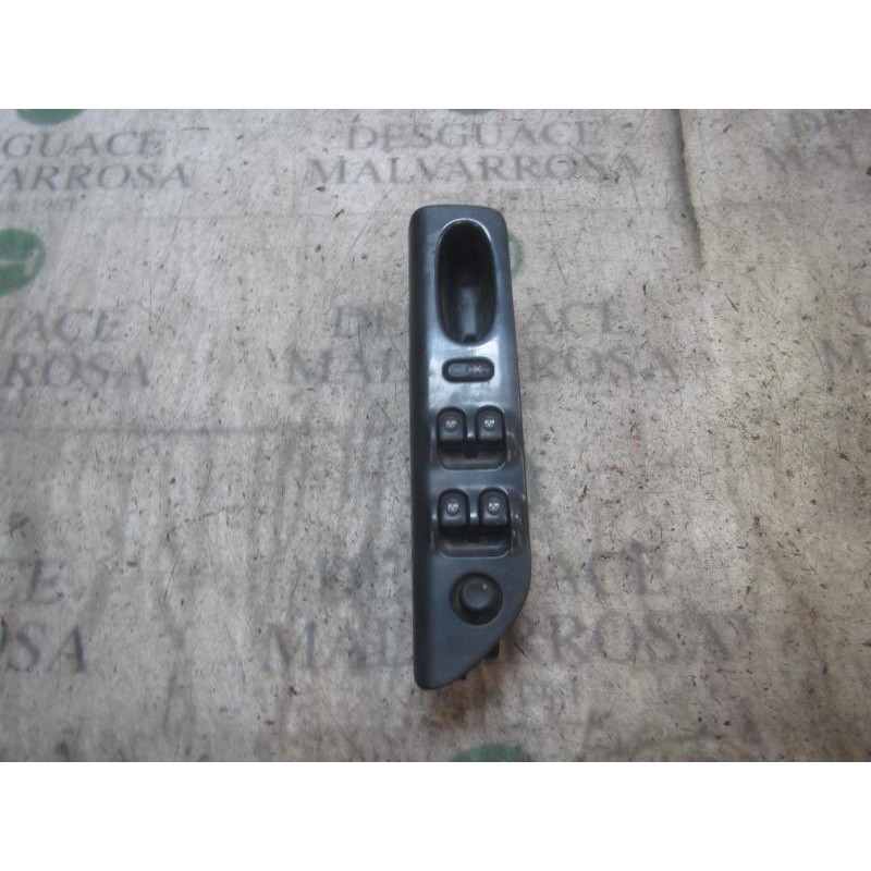 Recambio de mando elevalunas delantero izquierdo para renault laguna (b56) 1.9 dti referencia OEM IAM   