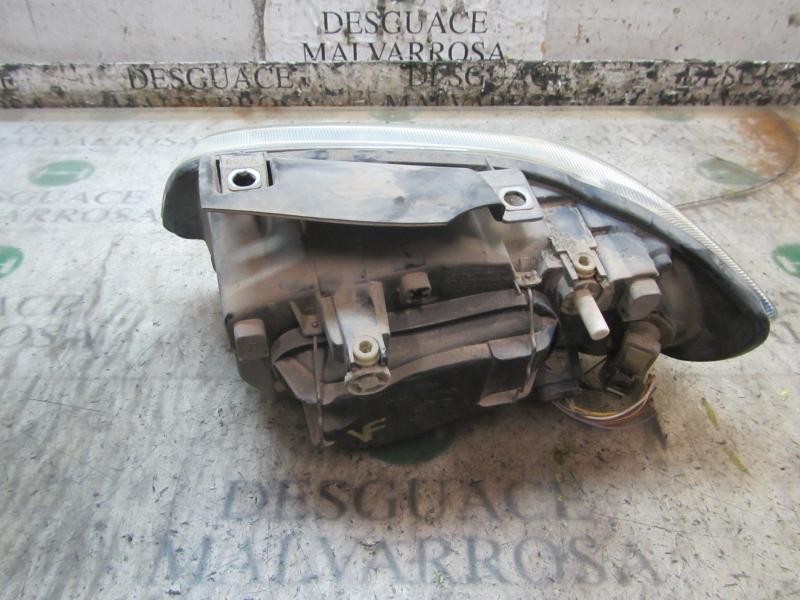 Recambio de faro derecho para seat cordoba berlina (6k2) 1.4 16v referencia OEM IAM   