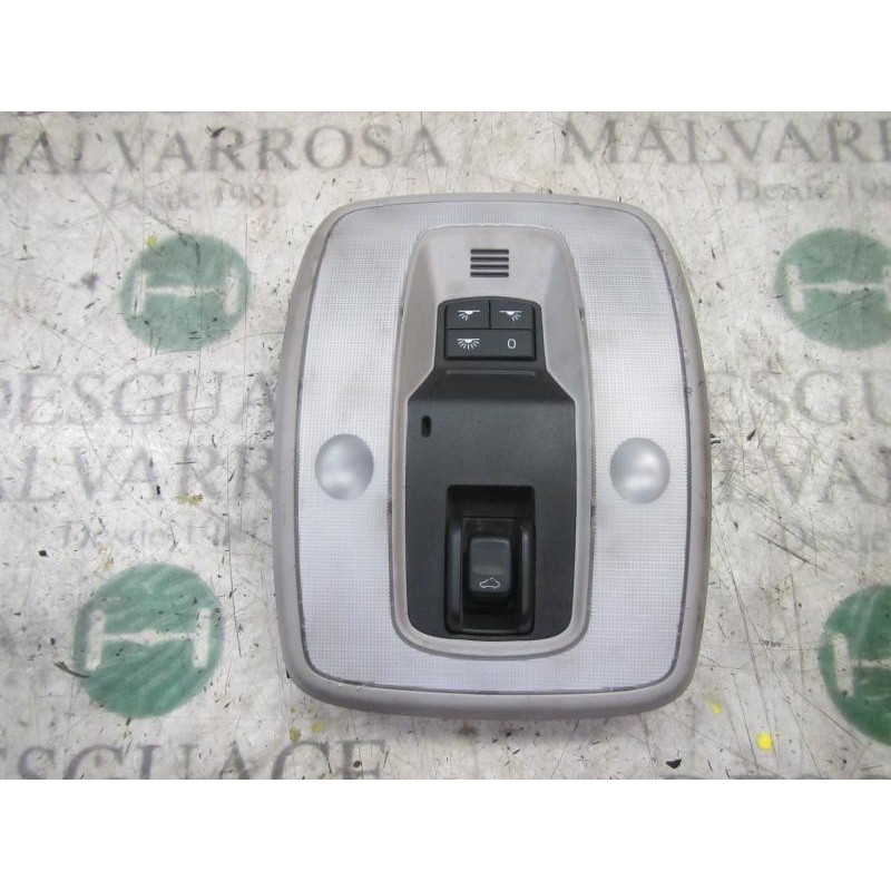 Recambio de piloto interior para volvo xc70 2.4 diesel cat referencia OEM IAM 39806290 30798808 