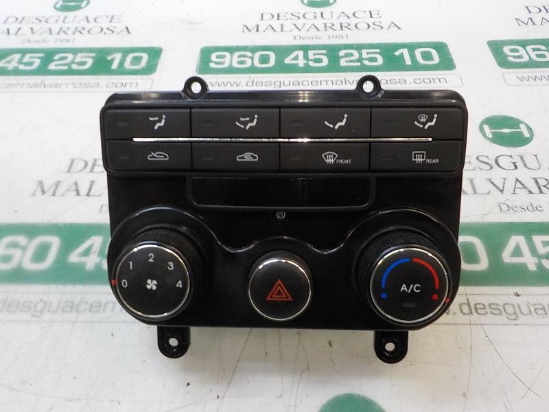 Recambio de mando climatizador para hyundai i30cw classic referencia OEM IAM 972502L1704X 972502L170 