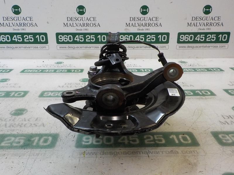 Recambio de mangueta delantera derecha para toyota yaris referencia OEM IAM 432110D230  