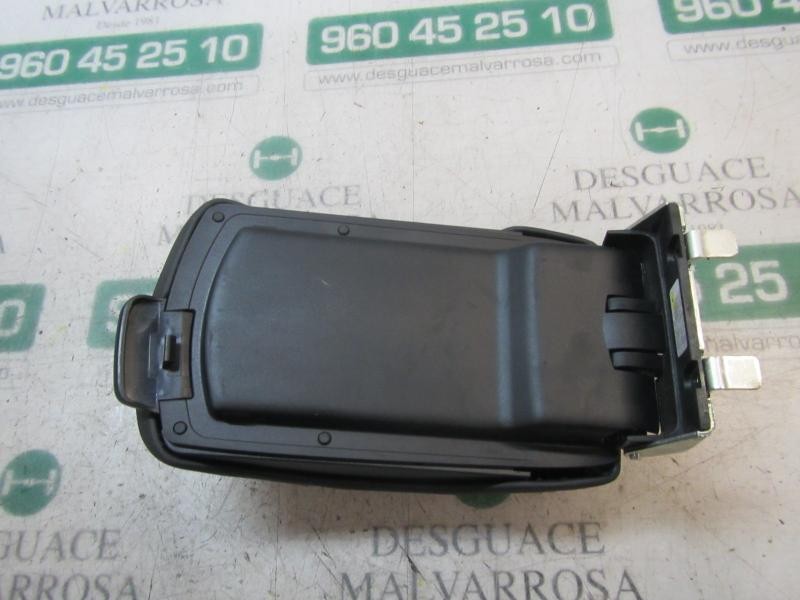 Recambio de apoyabrazos central para citroën c4 lim. white attraction referencia OEM IAM 96755551ZD  