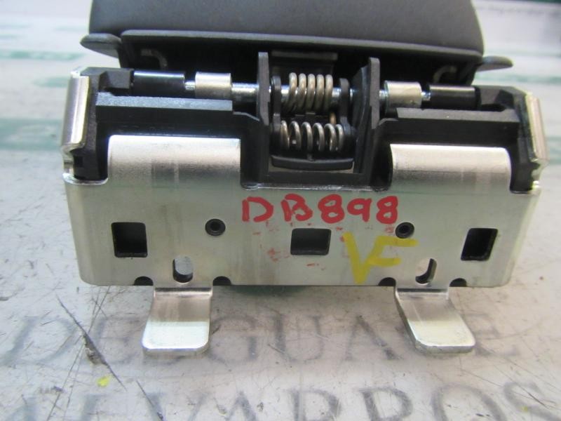 Recambio de apoyabrazos central para citroën c4 lim. white attraction referencia OEM IAM 96755551ZD  