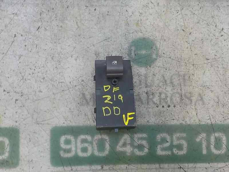 Recambio de mando elevalunas delantero derecho para opel insignia berlina 2.0 16v cdti referencia OEM IAM 13301887  