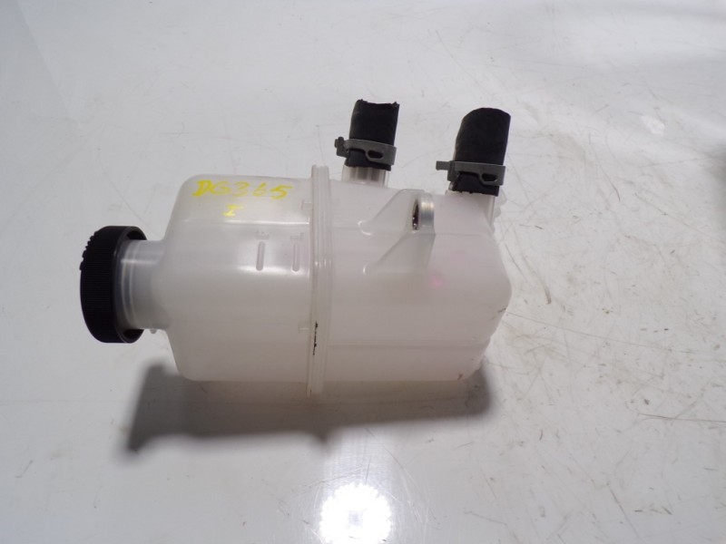 Recambio de deposito expansion para toyota prius+ 1.8 16v (híbrido) referencia OEM IAM G92A047011  