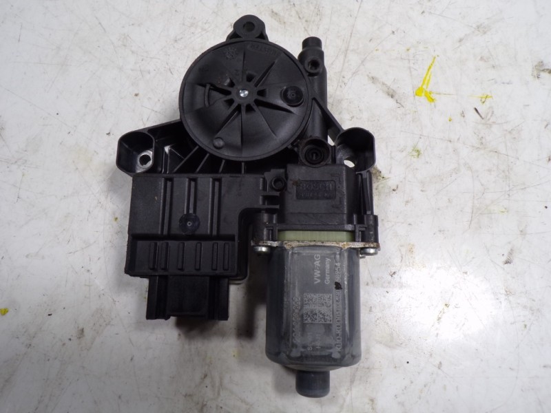 Recambio de motor elevalunas delantero derecho para volkswagen polo 1.0 referencia OEM IAM 2Q1959406B 2Q1959882 