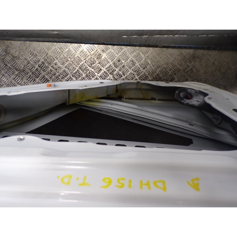 Recambio de puerta trasera derecha para mercedes-benz clase c (w204) berlina 2.2 cdi cat referencia OEM IAM   