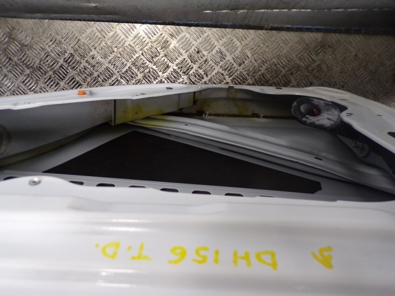 Recambio de puerta trasera derecha para mercedes-benz clase c (w204) berlina 2.2 cdi cat referencia OEM IAM   