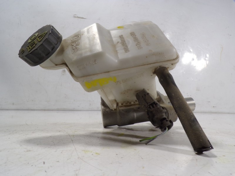 Recambio de bomba freno para peugeot partner tepee b9 1.6 16v hdi referencia OEM IAM 1616905480  