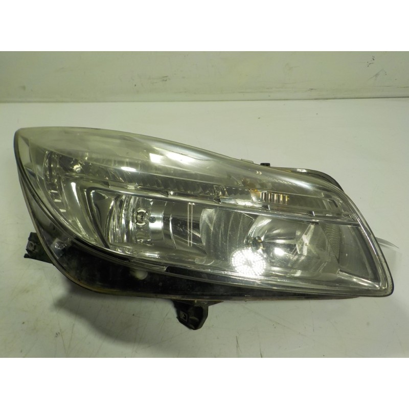 Recambio de faro derecho para opel insignia berlina 2.0 16v cdti referencia OEM IAM 13226783 13226783 