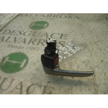 MANETA INTERIOR DELANTERA IZQUIERDA 