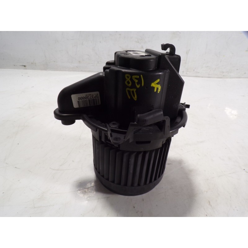 Recambio de motor calefaccion para renault clio iv 1.2 16v referencia OEM IAM 272101005R 5P3730000 