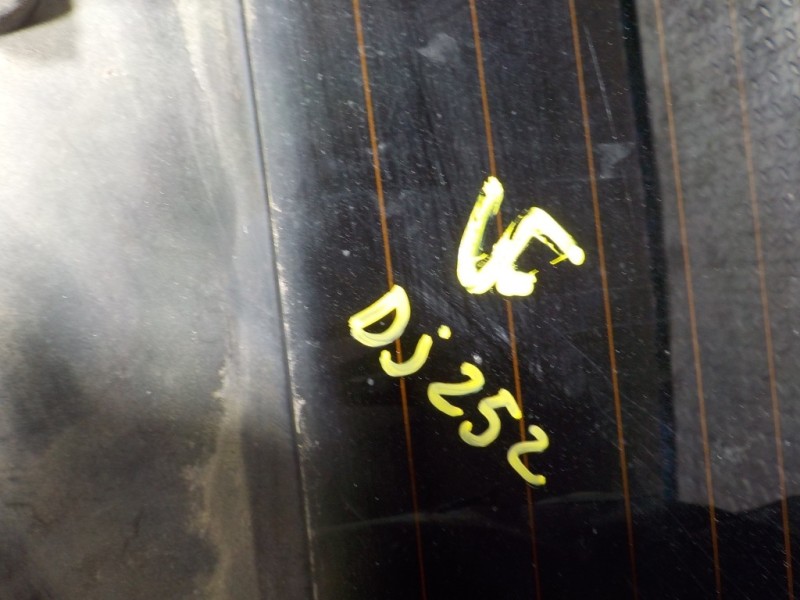 Recambio de luna trasera para land rover range rover sport 2.7 td v6 cat referencia OEM IAM   