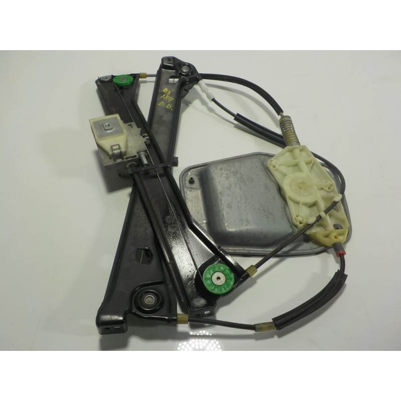 Recambio de elevalunas delantero derecho para volkswagen scirocco (137) 2.0 tdi (103kw) referencia OEM IAM 1K8837462G 1K8837462 