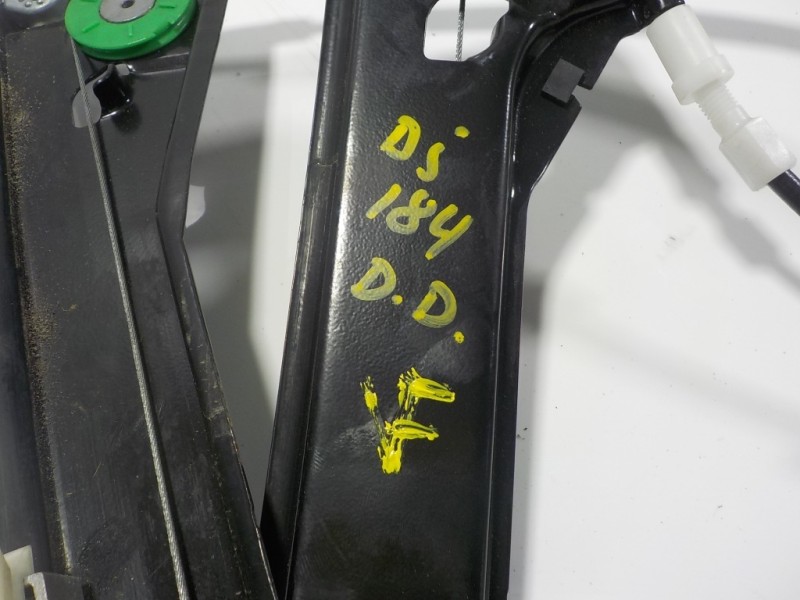 Recambio de elevalunas delantero derecho para volkswagen scirocco (137) 2.0 tdi (103kw) referencia OEM IAM 1K8837462G 1K8837462 