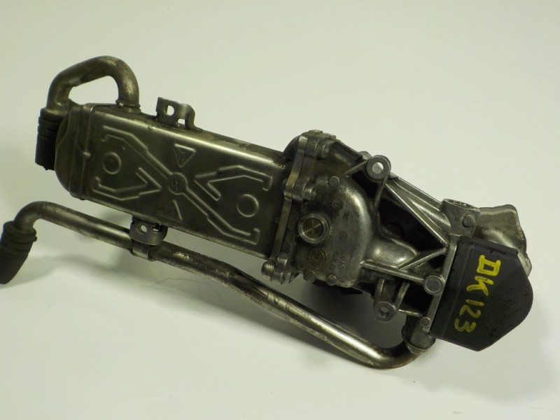 Recambio de valvula egr para skoda rapid 1.6 tdi dpf referencia OEM IAM 03L131512CE 0280751016 0280751016