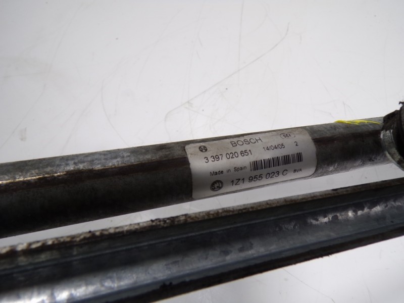 Recambio de articulacion limpia delantero para skoda octavia berlina (1z3) 2.0 tdi referencia OEM IAM  1Z1955023C 