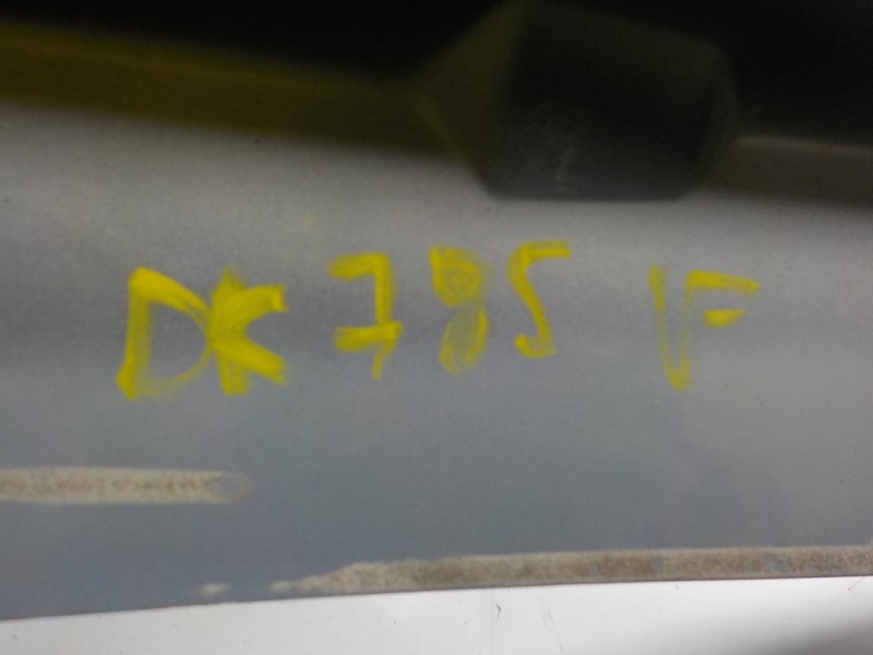 Recambio de aleta delantera derecha para renault modus 1.4 16v referencia OEM IAM   