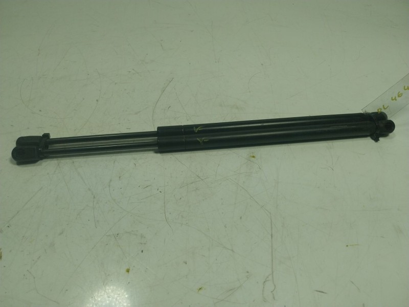 Recambio de amortiguador capot para tesla model s p referencia OEM IAM  106263400A 