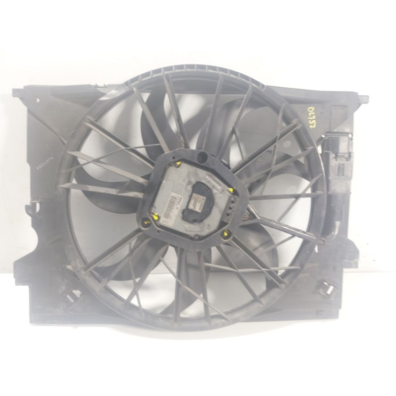 Recambio de electroventilador para mercedes-benz clase cls (w219) 3.0 cdi cat referencia OEM IAM A2115001693 A2115001693 