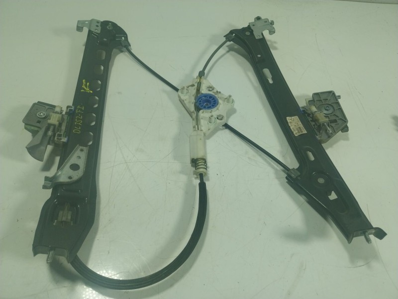 Recambio de elevalunas trasero izquierdo para mercedes-benz clase cls (w219) 3.0 cdi cat referencia OEM IAM A2197300946  