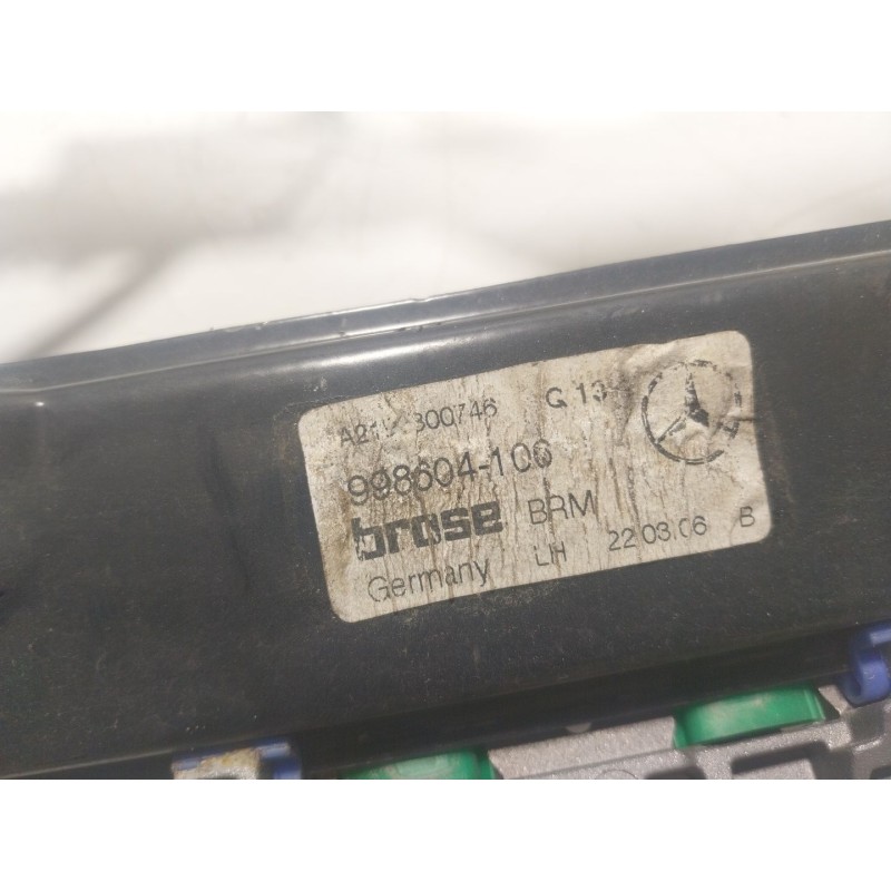 Recambio de elevalunas trasero izquierdo para mercedes-benz clase cls (w219) 3.0 cdi cat referencia OEM IAM A2197300946  