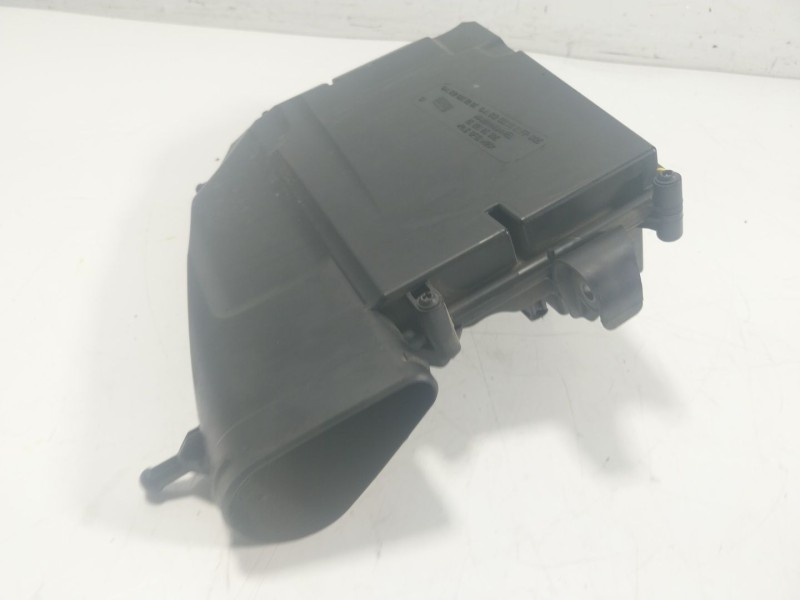 Recambio de filtro aire para mercedes-benz clase cls (w219) 3.0 cdi cat referencia OEM IAM A6420901601 A6420940204 