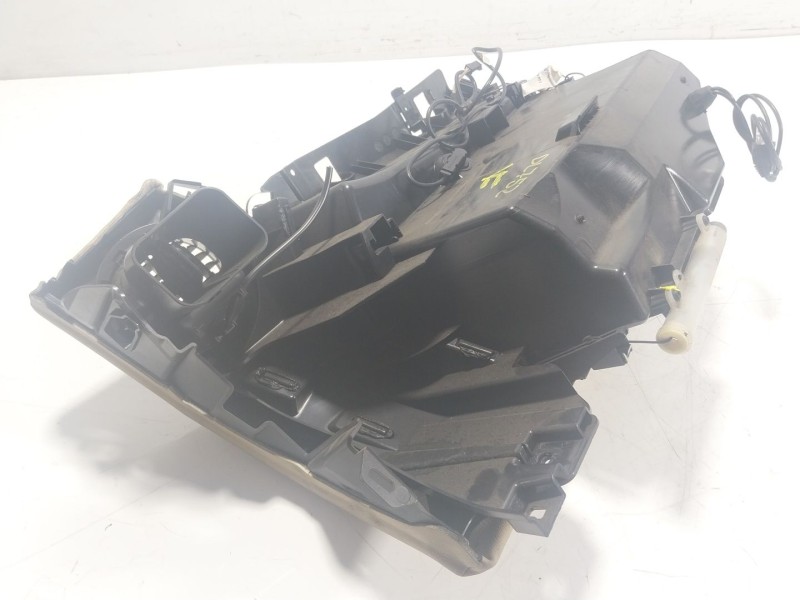 Recambio de guantera para mercedes-benz clase cls (w219) 3.0 cdi cat referencia OEM IAM A21968000988L22  A21968006878L22