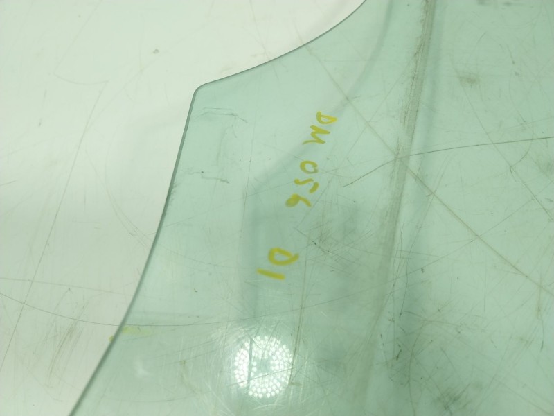 Recambio de cristal puerta delantero izquierdo para ford focus 1.0 ecoboost cat referencia OEM IAM 2453922  