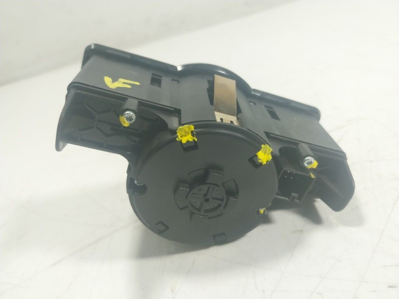 Recambio de mando luces para mercedes-benz clase gla (w156) 1.6 cat referencia OEM IAM A21290505519107  A2129050551