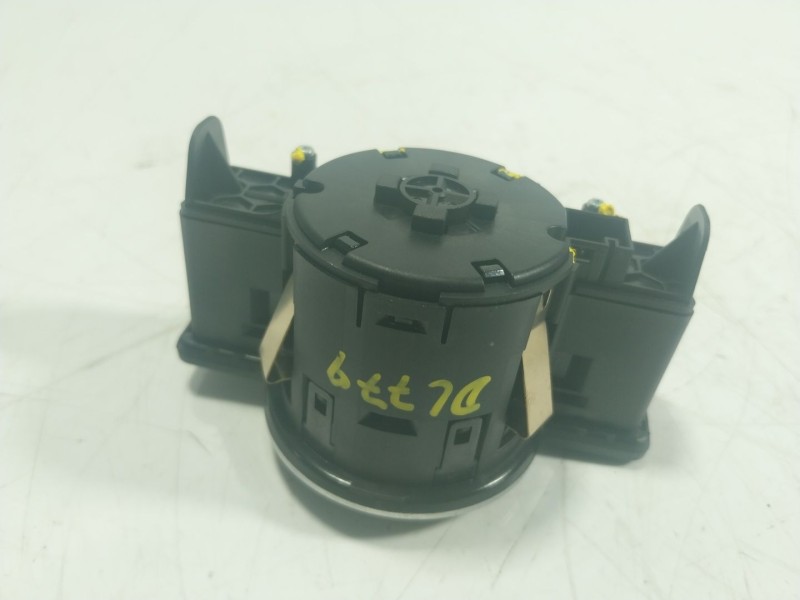 Recambio de mando luces para mercedes-benz clase gla (w156) 1.6 cat referencia OEM IAM A21290505519107  A2129050551