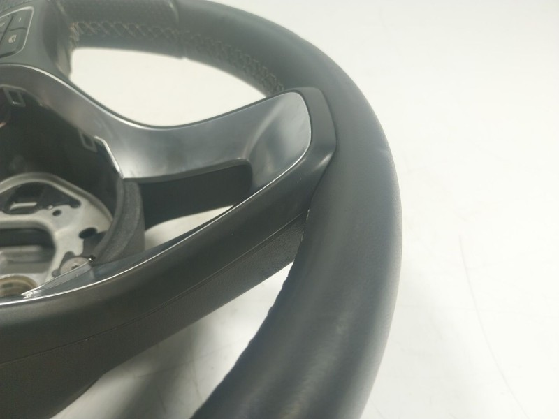 Recambio de volante para mercedes-benz clase gla (w156) 1.6 cat referencia OEM IAM A00146094039E38 A0014609403 