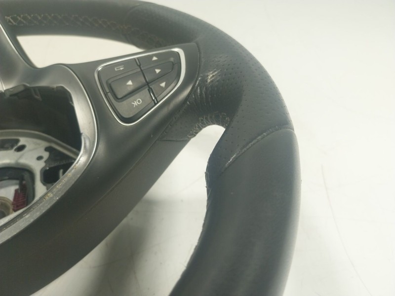 Recambio de volante para mercedes-benz clase gla (w156) 1.6 cat referencia OEM IAM A00146094039E38 A0014609403 