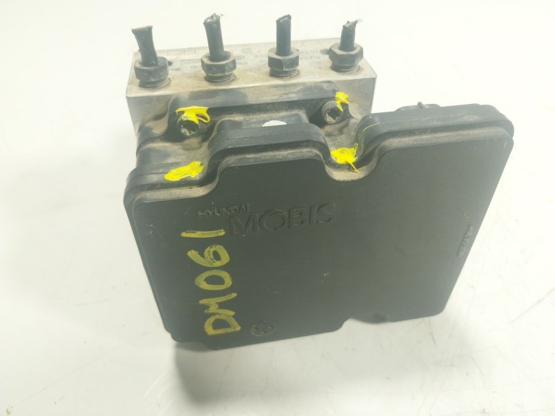 Recambio de abs para kia cee´d 1.6 gdi cat referencia OEM IAM 58920A2210 6158945200 