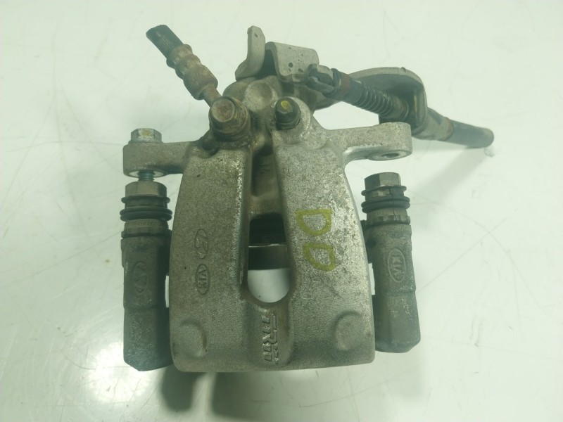 Recambio de pinza freno trasera derecha para kia cee´d 1.6 gdi cat referencia OEM IAM 58311A2A30  