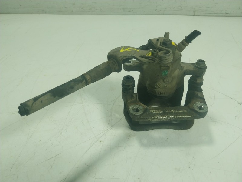 Recambio de pinza freno trasera derecha para kia cee´d 1.6 gdi cat referencia OEM IAM 58311A2A30  