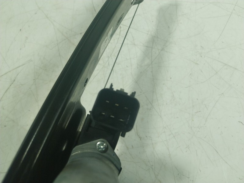 Recambio de elevalunas delantero izquierdo para ford ecosport 1.0 ecoboost cat referencia OEM IAM 2017517 CN15A23201BE 