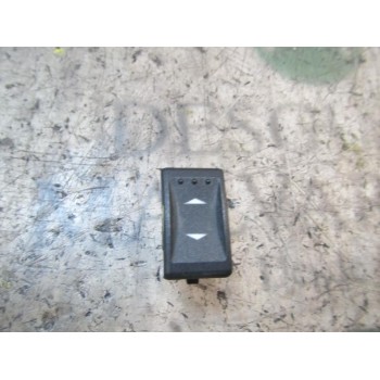 MANDO ELEVALUNAS DELANTERO DERECHO 