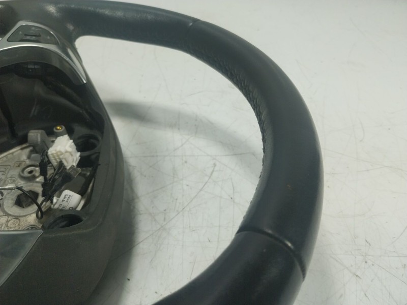 Recambio de volante para ford ecosport 1.0 ecoboost cat referencia OEM IAM 2070346 621461177C 