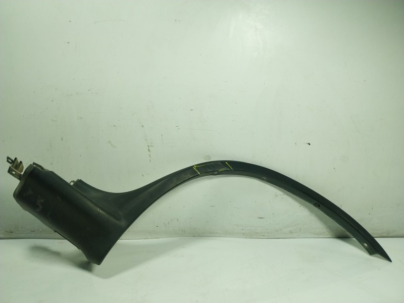 Recambio de aletin trasero izquierdo para bmw x5 (e53) 3.0 turbodiesel cat referencia OEM IAM 51718402337  