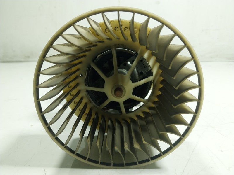 Recambio de motor calefaccion para bmw x5 (e53) 3.0 turbodiesel cat referencia OEM IAM 64118382305 0766017212 