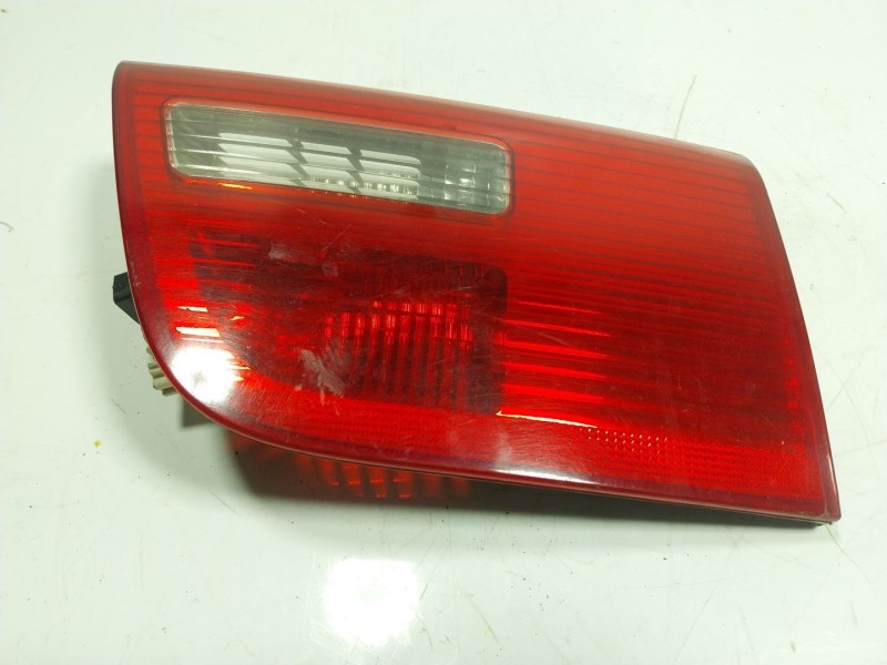 Recambio de piloto trasero derecho interior para bmw x5 (e53) 3.0 turbodiesel cat referencia OEM IAM 63217164486  