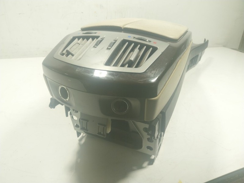 Recambio de apoyabrazos central para bmw serie 7 (e65/e66) 730ld referencia OEM IAM 51167018146  