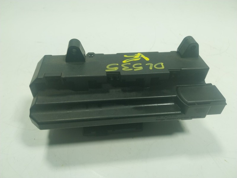 Recambio de caja reles / fusibles para bmw serie 7 (e65/e66) 730ld referencia OEM IAM 61136900583 6113690058303 