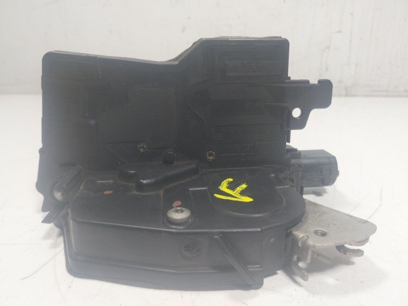 Recambio de cerradura puerta delantera derecha para bmw serie 7 (e65/e66) 730ld referencia OEM IAM 51217202144  