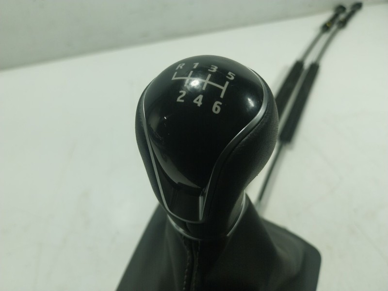 Recambio de palanca cambio para seat ateca (kh7) 1.5 16v tsi act referencia OEM IAM  5WA711049AM 