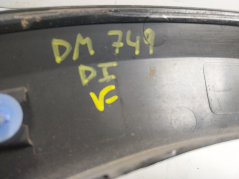 Recambio de aletin delantero izquierdo para dacia sandero 0.9 tce cat referencia OEM IAM   