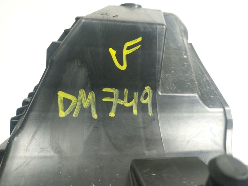 Recambio de filtro aire para dacia sandero 0.9 tce cat referencia OEM IAM  16009775R 